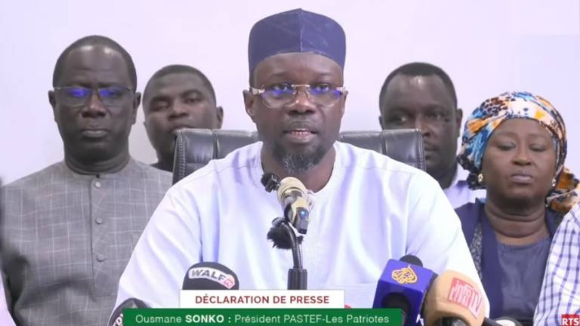 Ousmane Sonko revient sur les raisons de son départ et pointe une décision du président Faye